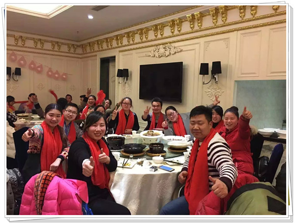 歡樂(lè)的易視界家人們