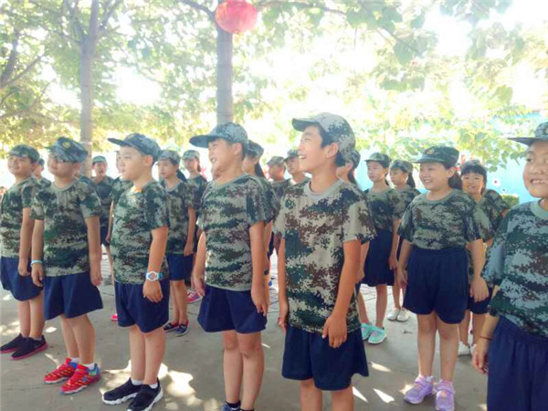 孩子們開心準(zhǔn)備迎接各項(xiàng)挑戰(zhàn)