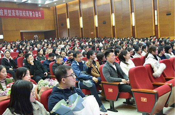 河南經(jīng)貿(mào)職業(yè)學(xué)院：“私人訂制式”創(chuàng)新人才供給新模式